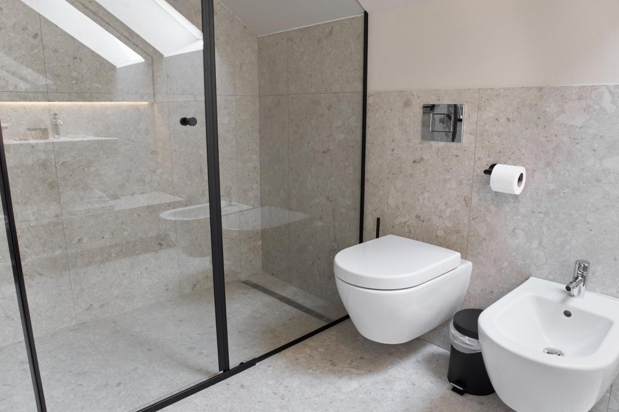 Hotel Laudon Uzhhorod Room photo