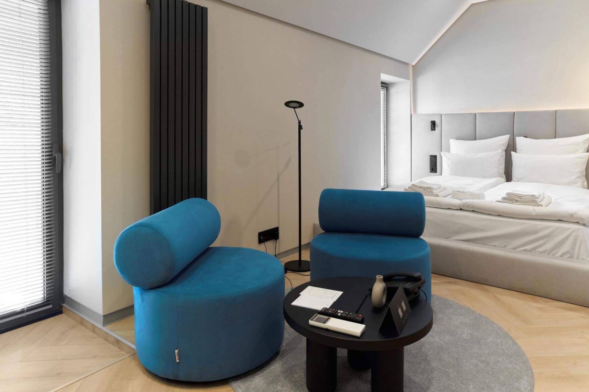 Hotel Laudon Uzhhorod Room photo